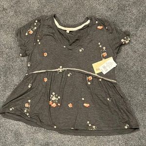 Brand new spring floral tee shirt.